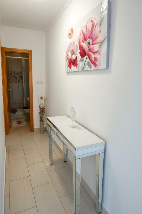 Apartmani Ivan โลปาร์ ภายนอก รูปภาพ